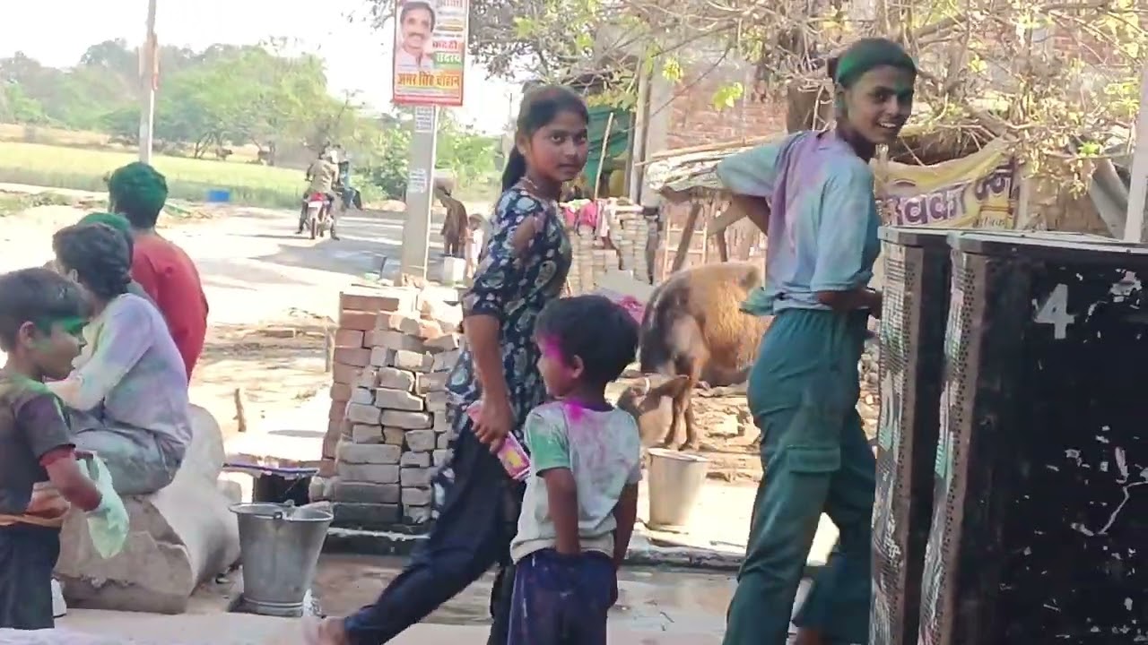 गांव की होली ऐसे होती है अच्छी लगे तो देख कर 🙏🙏🙏🙏🙏🫂🤝