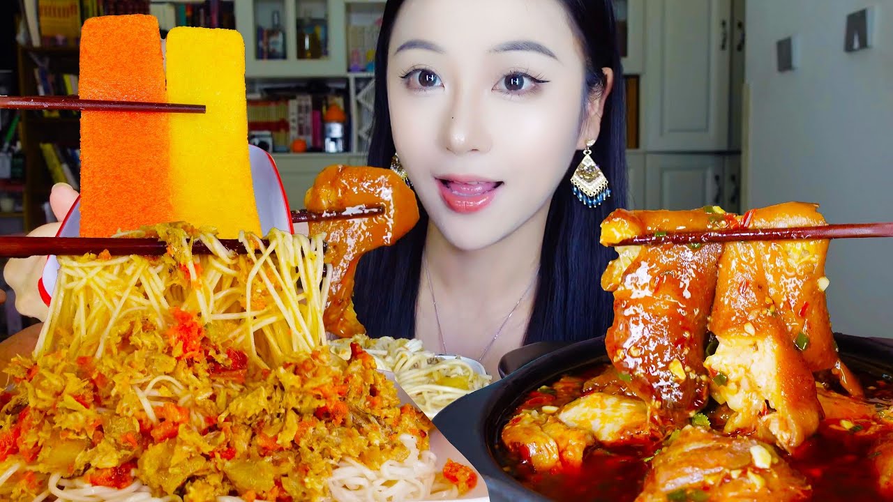 肥糯大肘子日回归！超大肘子一个顶饱还有满满蟹黄拌面+两条希鲮鱼子～【小果食Xiao Guo】#mukbang