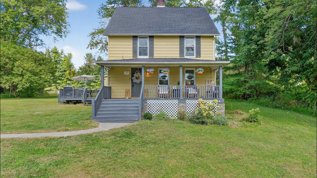 Country Colonial For Sale in Poughquag NY, Dutchess County