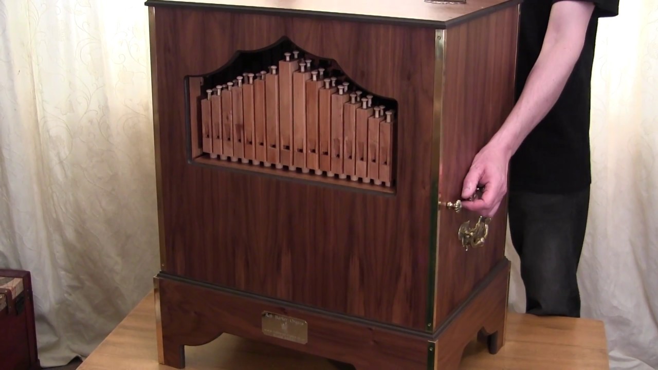 New 31 note busker organ by Rob Barker