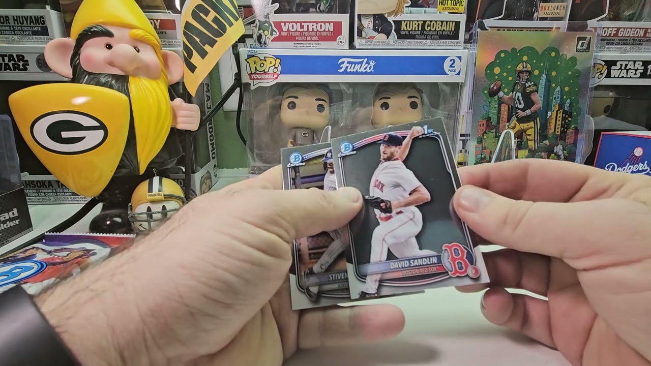 2 2025 BOWMAN CHROME MEGA BOXES AUTOS??