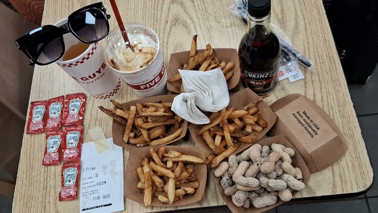 #jenNYC loves 5 guys and fries market square!