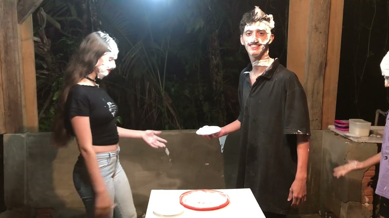 TORTADA NA CARA COM A FAMÍLIA DENOVO - MY FAMÍLY BR