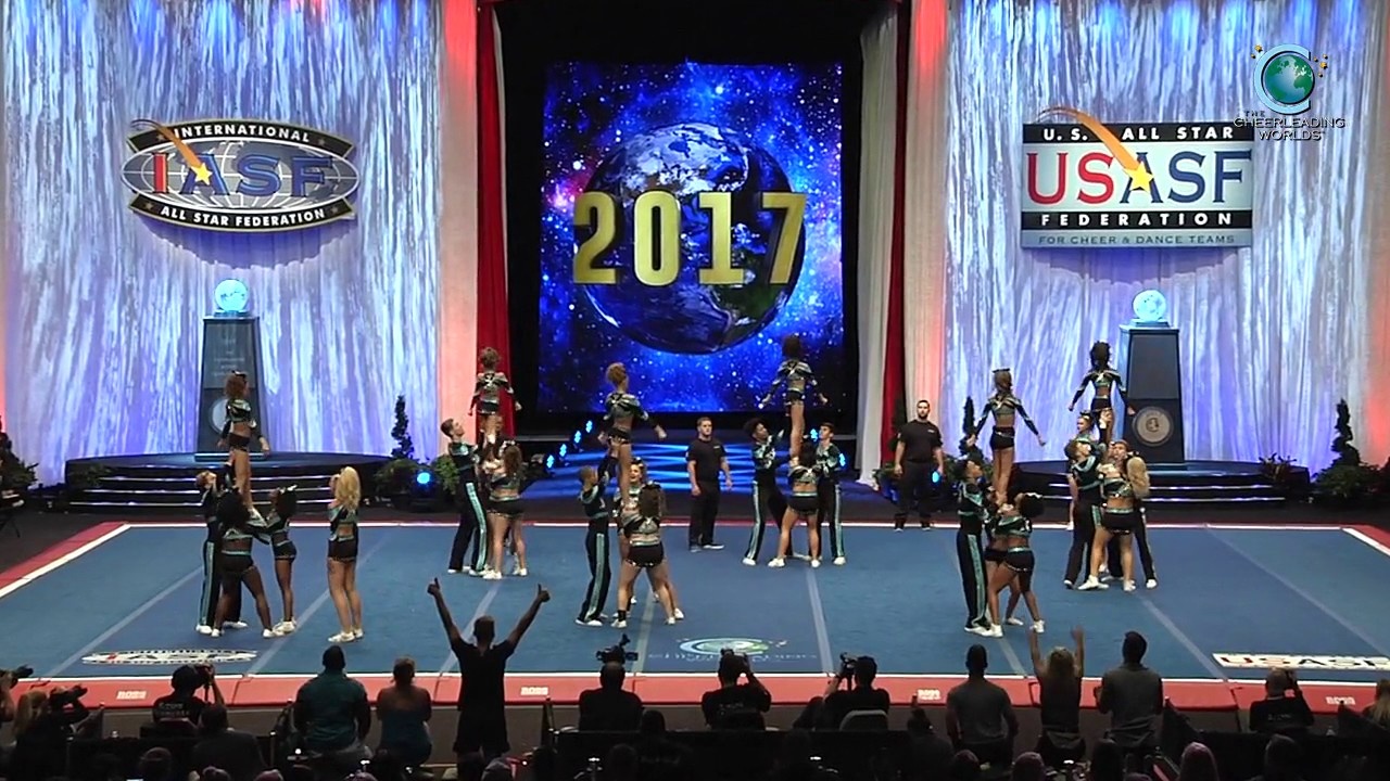 Cheer Extreme - Raleigh - SMOEX [2017 Senior Medium Coed Finals]