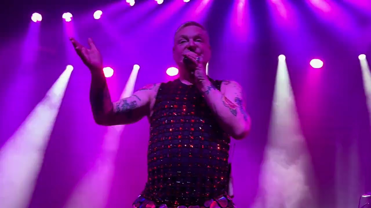 Andy Bell live in Los Angeles- Sometimes - Ten Crowns tour 12/12/2025 #andybell  #tencrownstour 