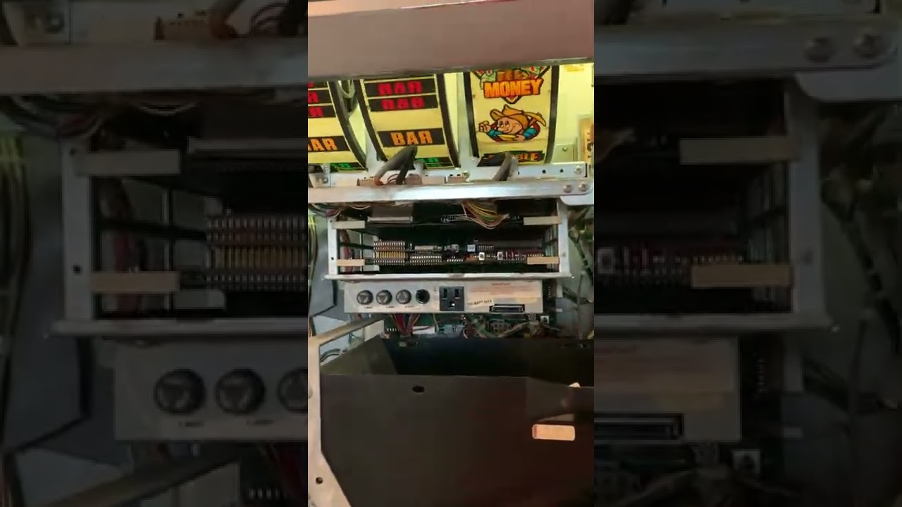 Bally 5000 Plus Gold Rush Coin Slot Machine 1992 - For Sale