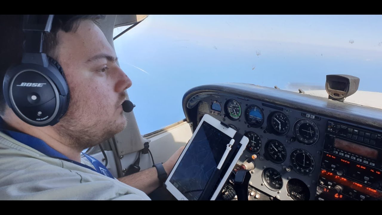 Flying to Larnaca again (And visiting the city) | With ATC and subtitles
