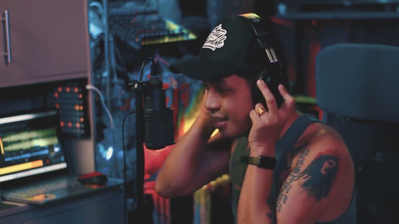 OJO DIBANDINGKE (TAGALOG REGGAE)COVER BY VAL ORTIZ