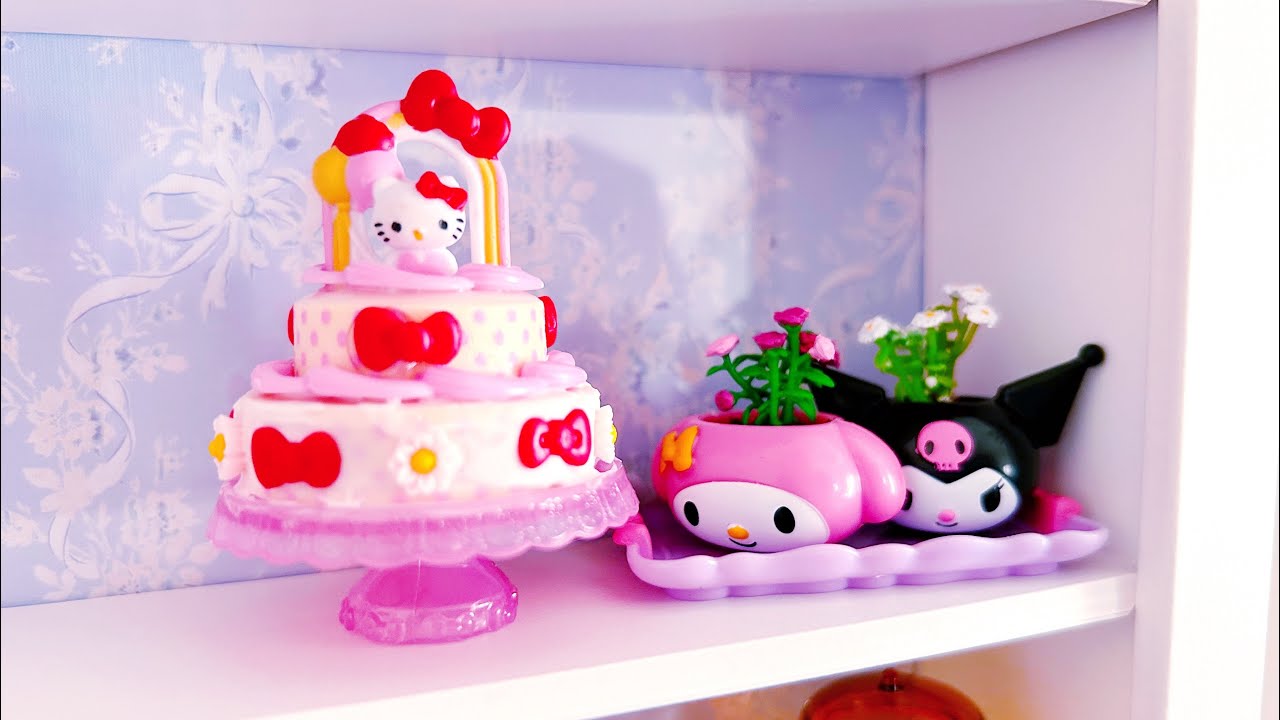 *NEW* Hello Kitty & Friends MiniVerse Series 2