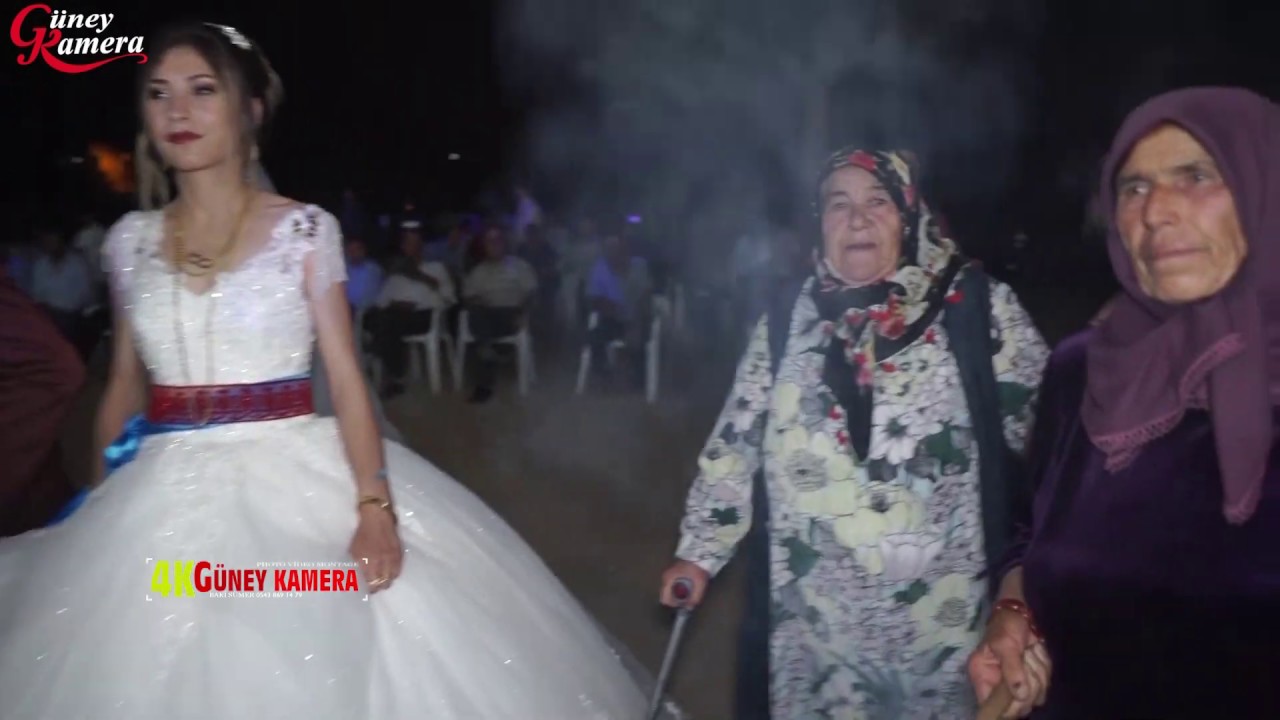 Karnebi Böyle Düğün Görmedi Sanatçı Söyledi Gelin Damat Coştu GRUP ÖZÇELİK VE GÜNEY KAMERA5438691479