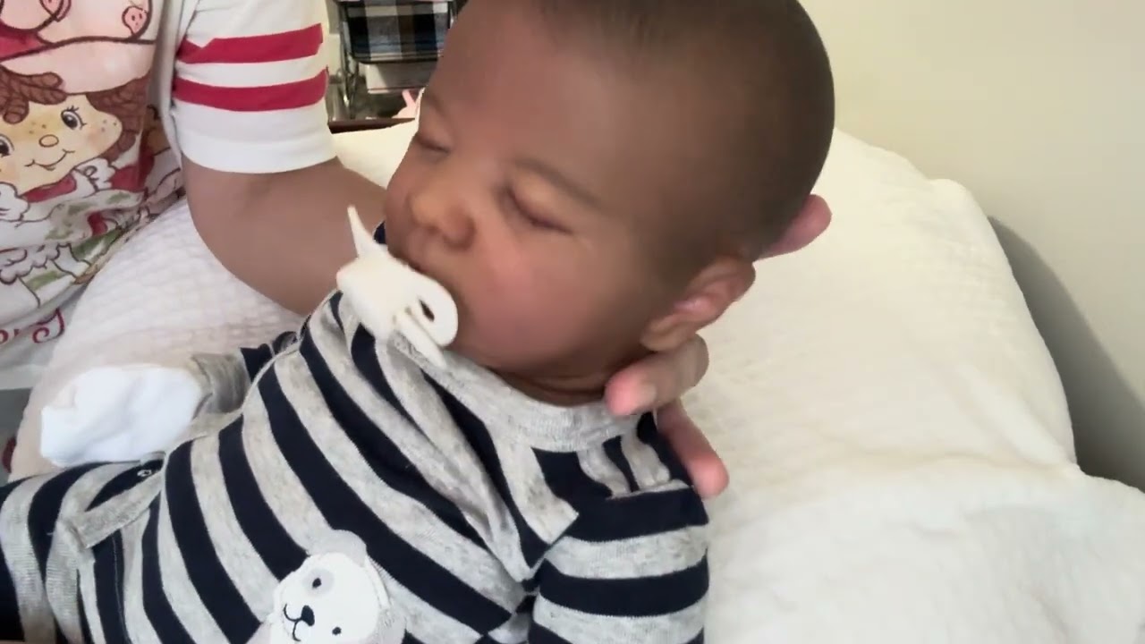 Double blanket reveal 🍼🍼