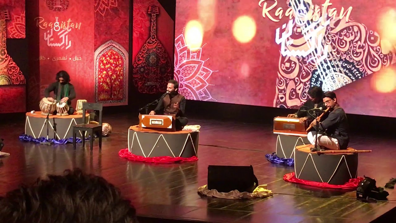 Akbar Ali sings Ustad Amir Khan’s Aiso Sughar Sundar Mora Balamwa - Raag Aiman Kalyan.