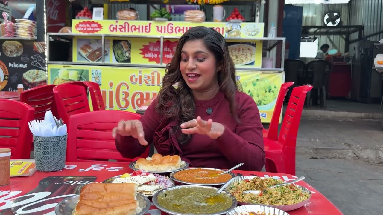Surat famous pavbhaji only at ₹120