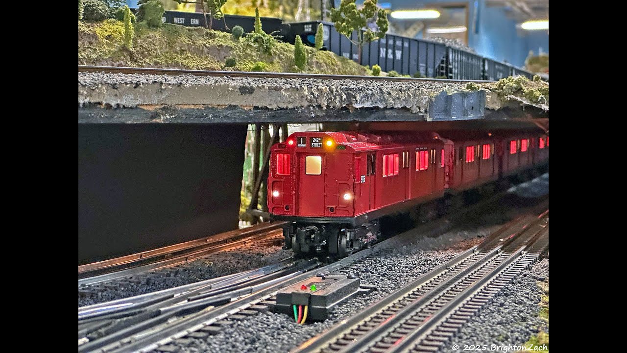 CoreyT1976 & BrightonZach! MTH MTA NYC Transit 4-Car Red R12 # 1 Train Subway Set
