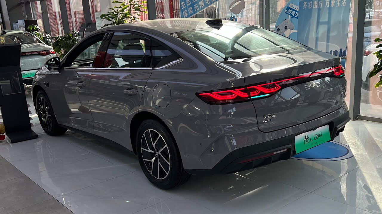 ১৮ লক্ষ টাকার নতুন 2026 BYD QIN L Dm-i এক লিটার তেলে ৩৪km।তেল+এক চার্জে চলবে ২১৫৫km । BYD । 🇧🇩 