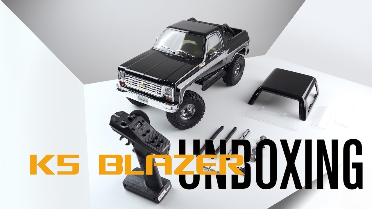 Unboxing the FMS FCX10 Chevrolet K5 Blazer Experience🚗
