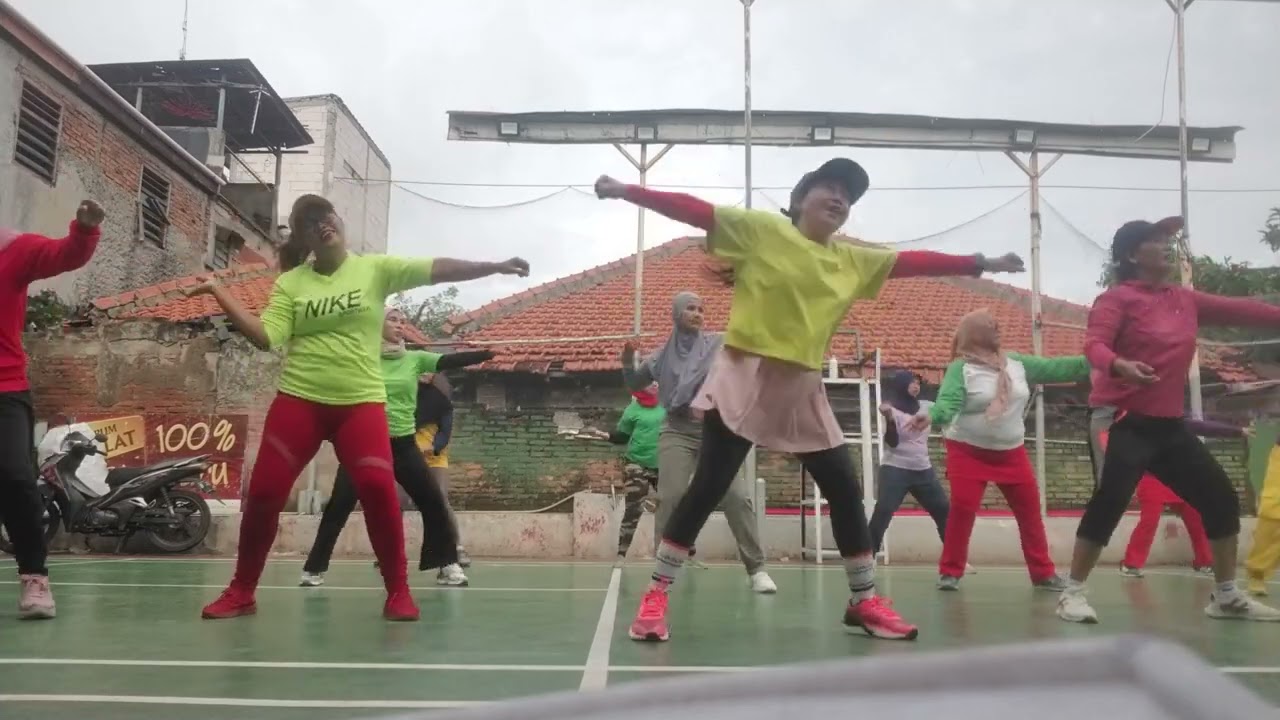 AEROBIC CERIA #@ SENAM KREASI 