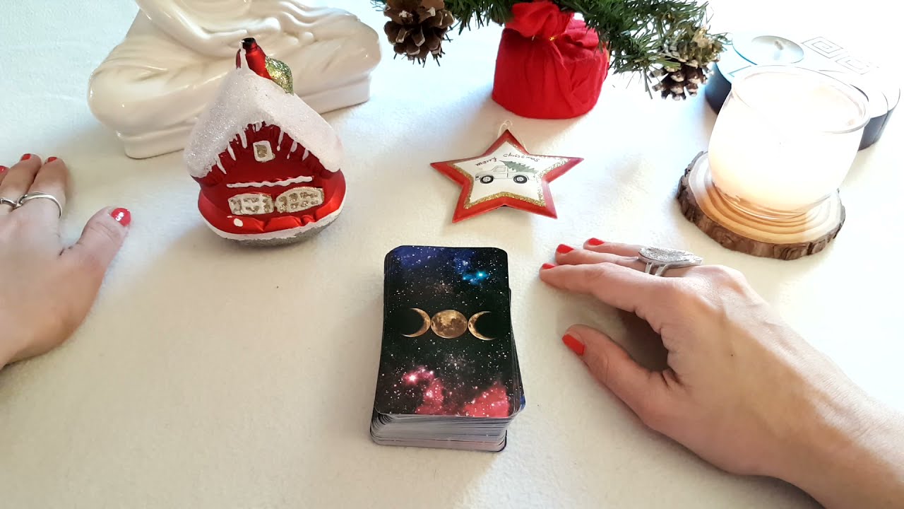 COSA SI ASPETTA DA ME? - 💖 Tarocchi interattivi amore 💖