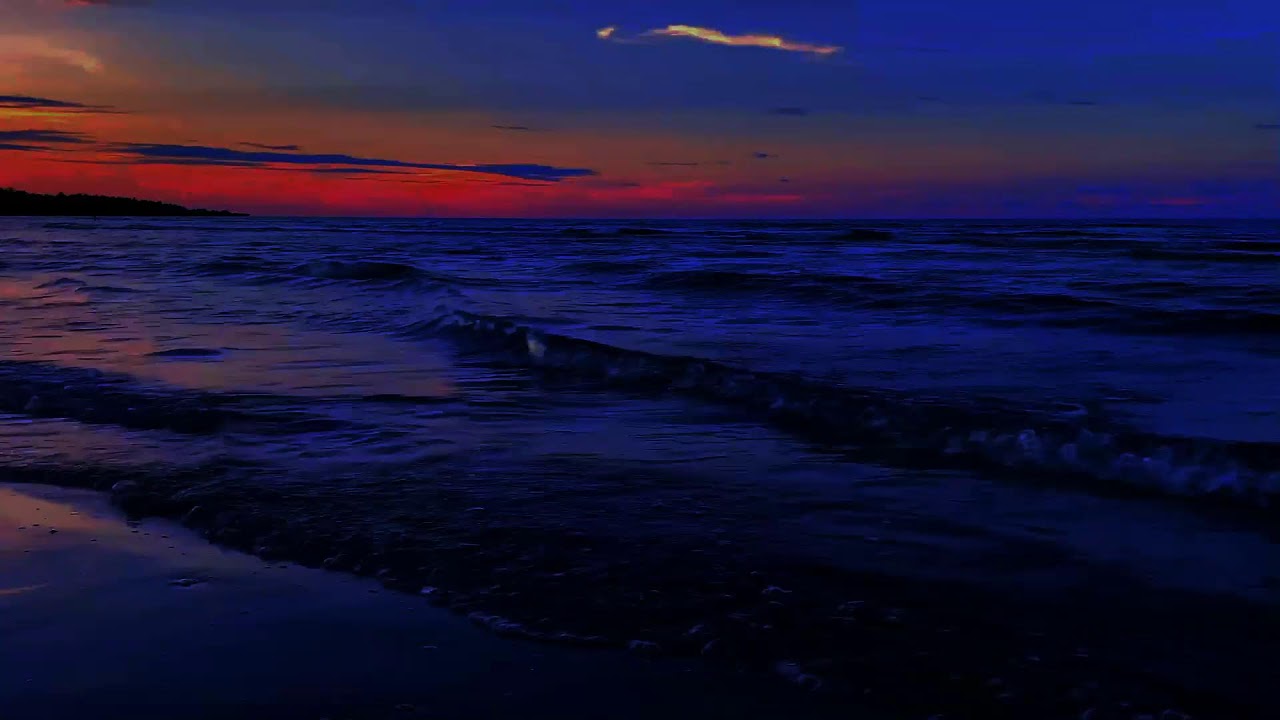 Gentle Ocean Waves to Reduce Overthinking Before Sleep