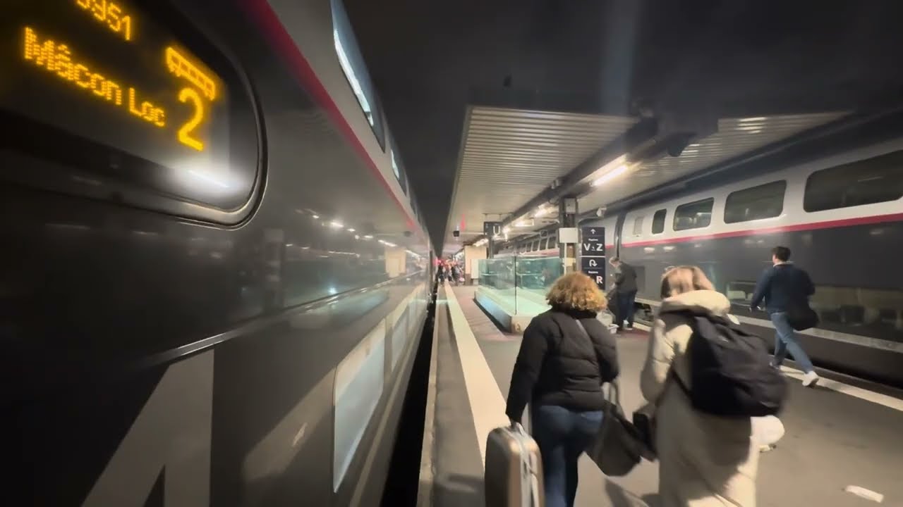 TGV Euroduplex Océane Inoui - First Class | Travel from Paris - Gare de Lyon to Macon Loché TGV