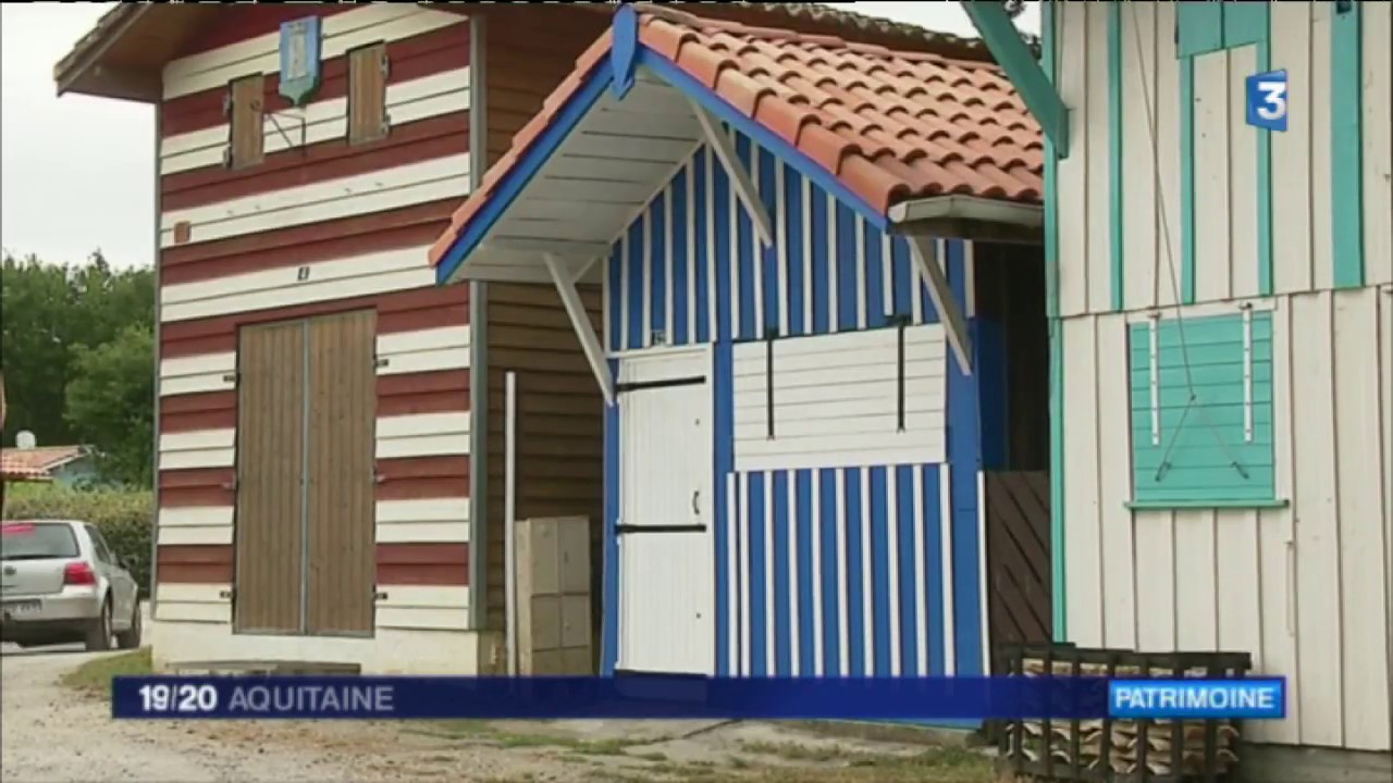 Les cabanes multicolores du port de Biganos