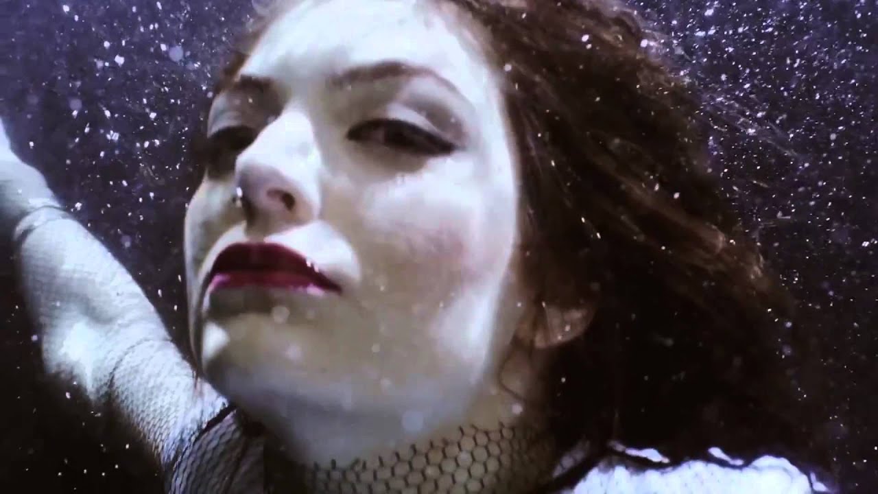 Swingin' Party, Offical Music video by Lorde