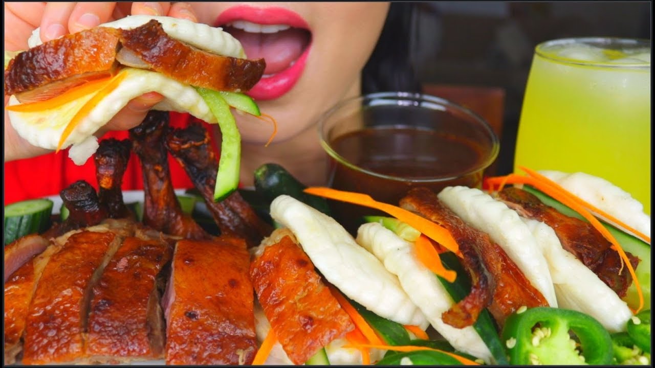 ASMR ROAST DUCK PEKING, BAO BUNS, CRUNCHY VEGETABLES, PINEAPPLE JUICE | ITIK PANGGANG  烤鸭咀嚼音 먹방