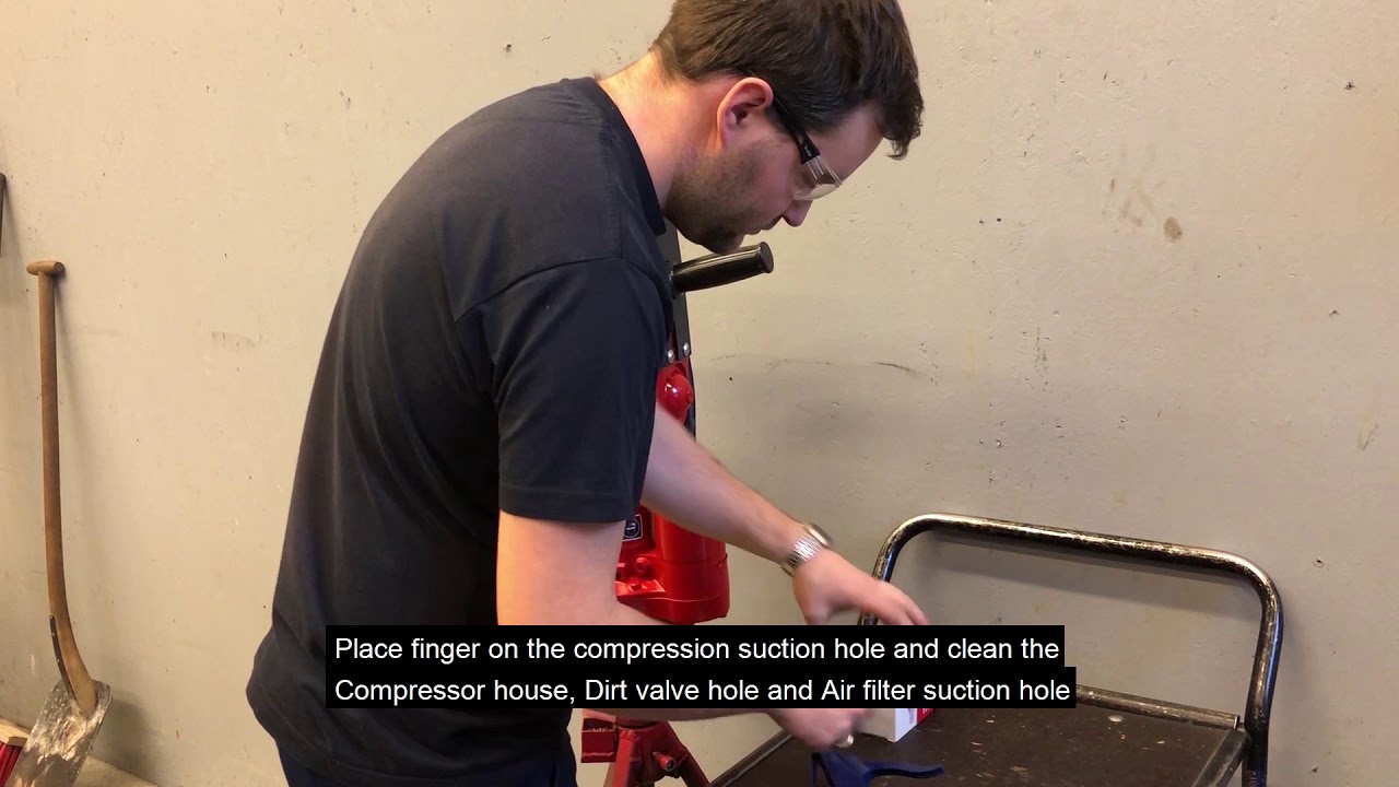 HRD30 Rock Drill Weekly Service - Hycon Service video