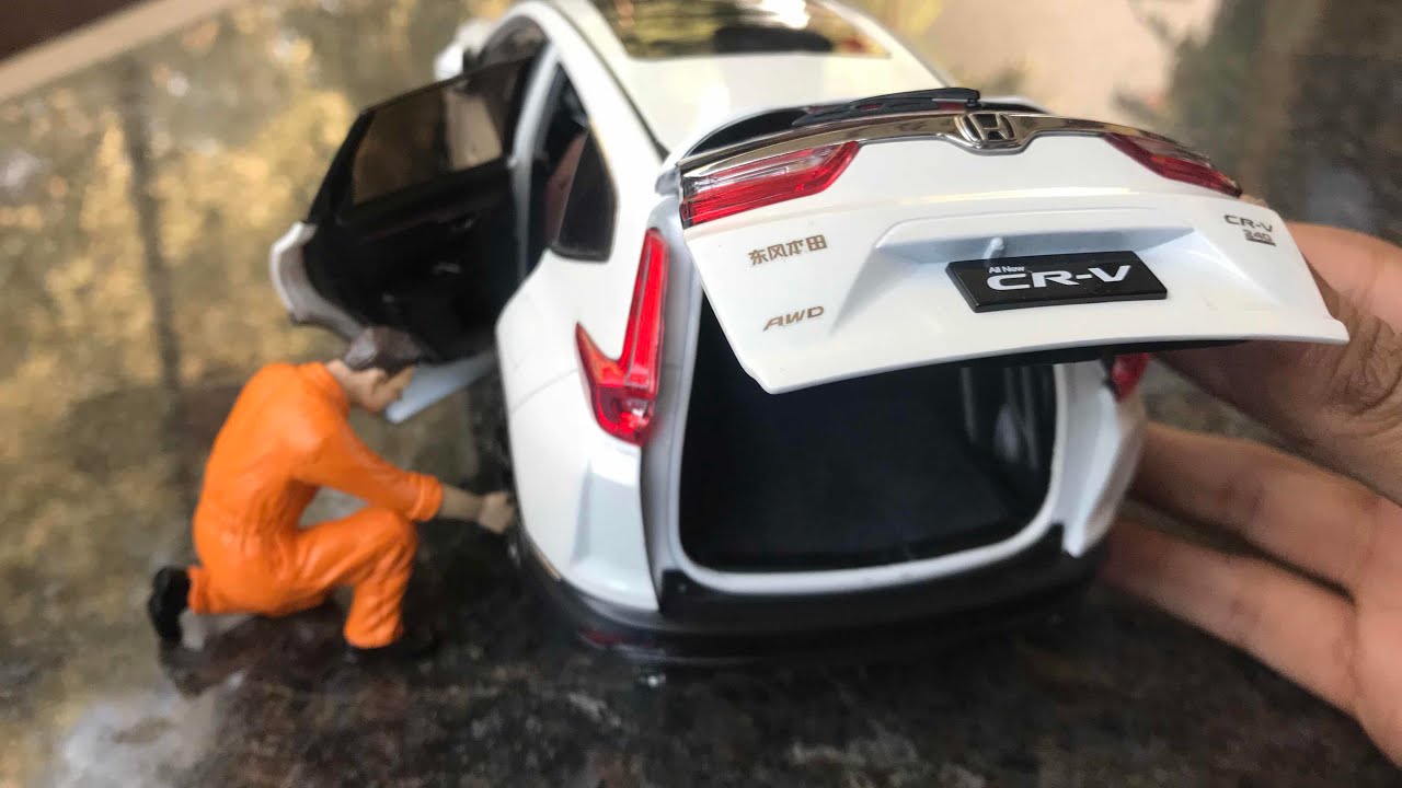 Diecast Unboxing-2018 Honda CRV Diecast 1/18 Paudi Models Honda Collection