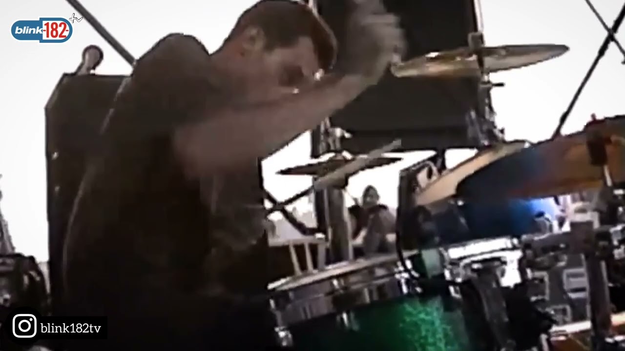blink-182 x Byron McMackin - Carousel (Vans Warped Tour 1999)