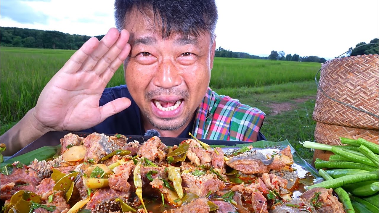 Острый язык, приготовленный острым, очень вкусный.