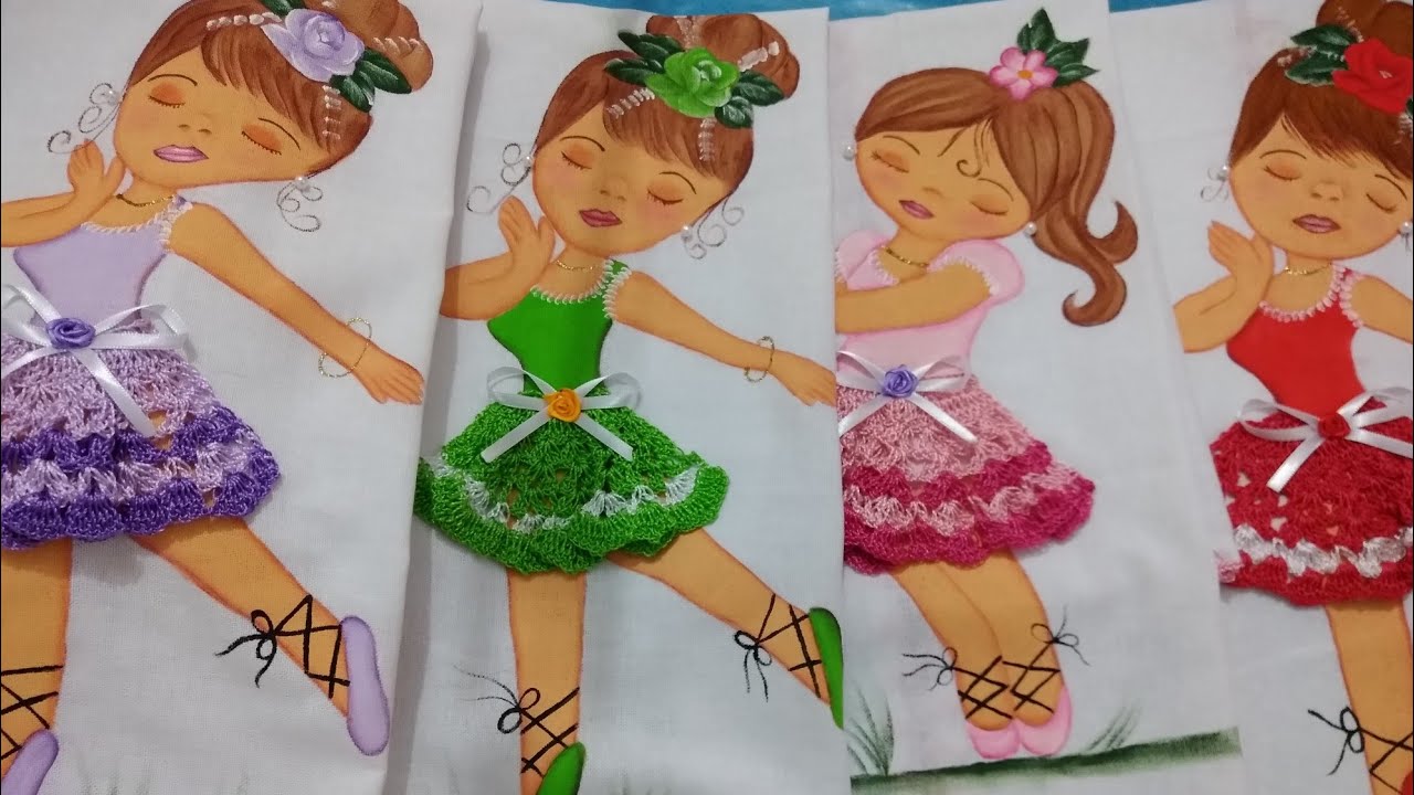 Saia de crochê para bonecas bailarina no pano de prato