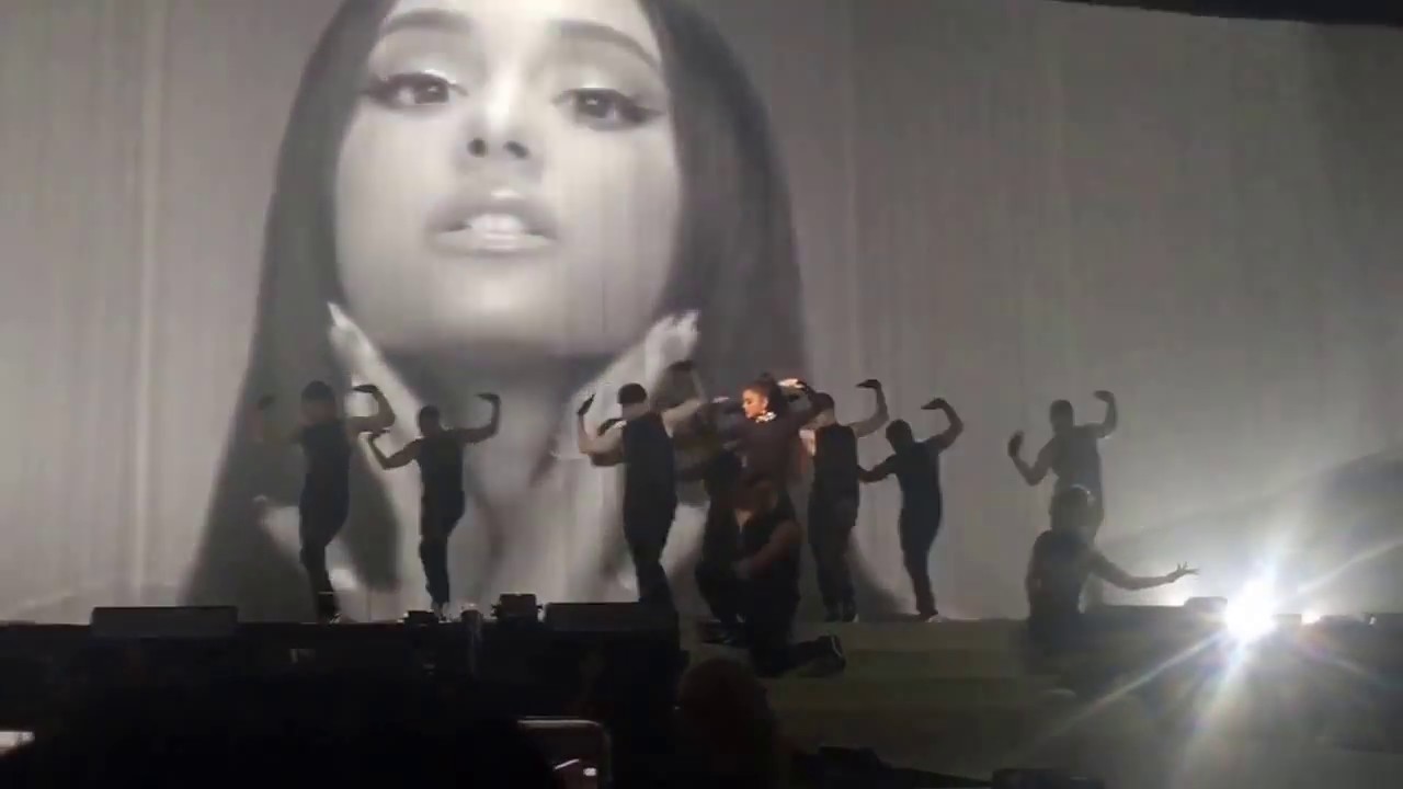 Ariana Grande - Dangerous Woman Tour- Be alright (Opening) 1st night Phoenix AZ