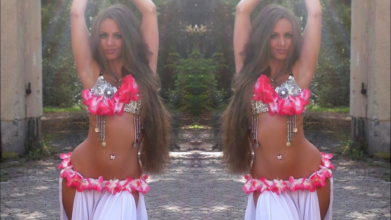 Amr Diab - Amarain - قمرين - عمرو دياب - Isabella Belly Dance HD
