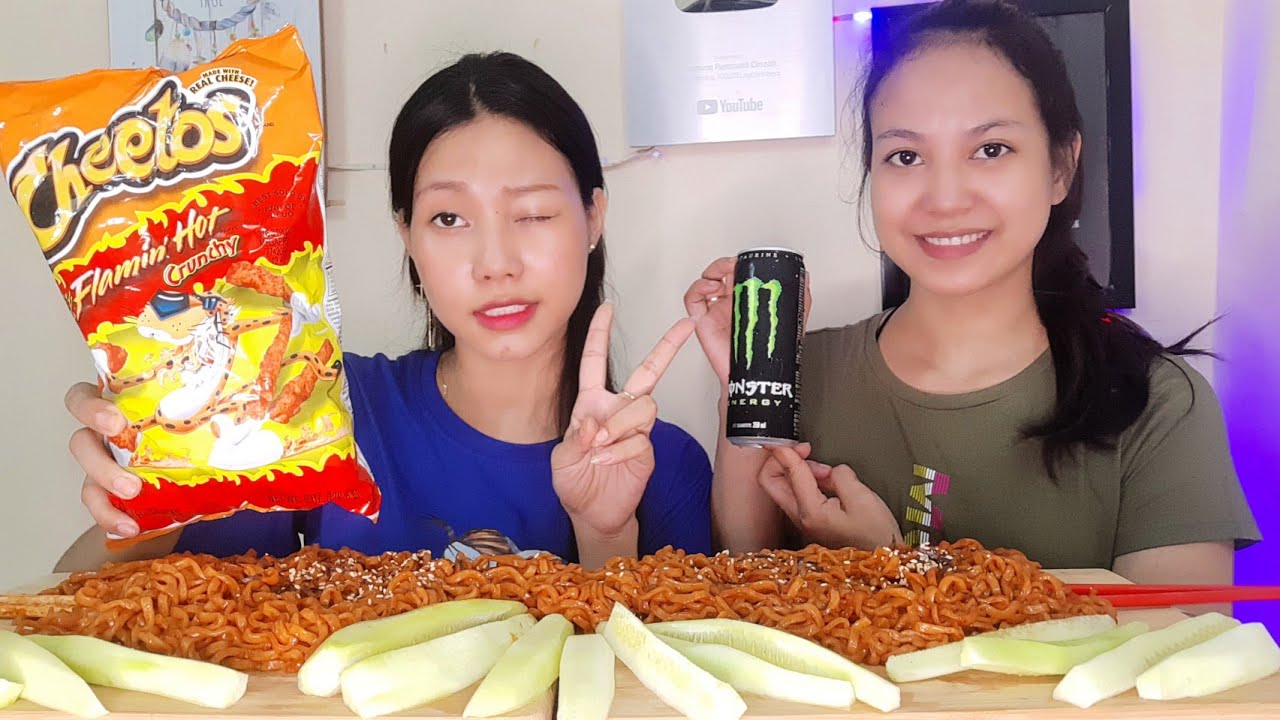 Горячие Cheetos 🔥🥵 с Buldak Black--Jasmine Cinzah
