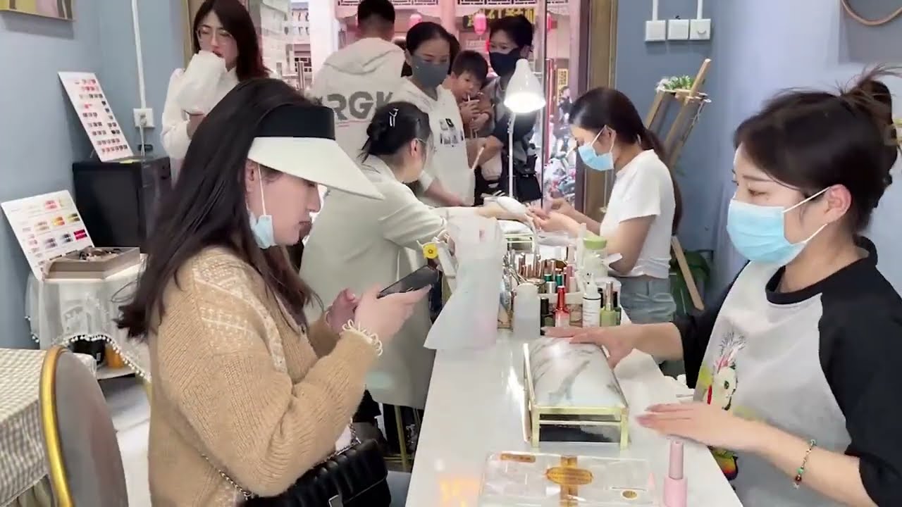 Transform Nail Salons with Our High-Speed Nail Printer!