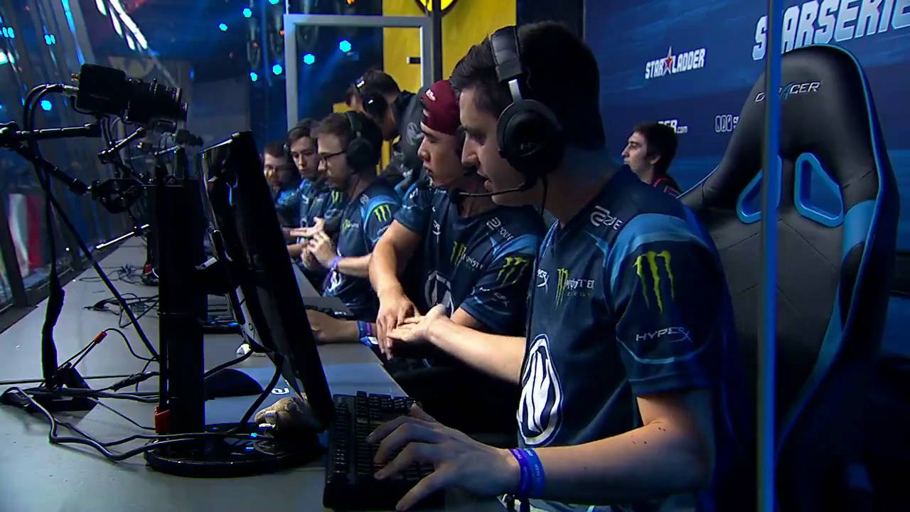 KennyS 1 vs 2 Clutch | G2 eSports vs EnVyUs | HD 60FPS