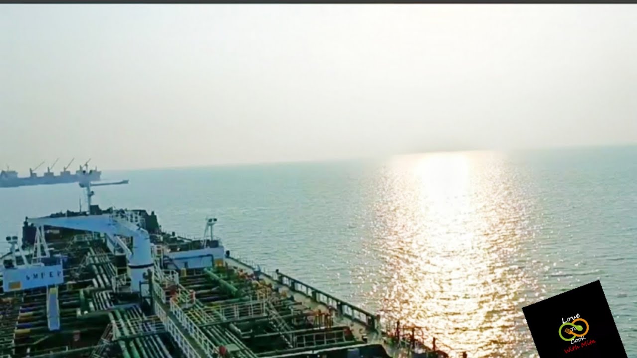 Day in the life of a Mega-ship Marine Engineer ||Love to Cook with Mita