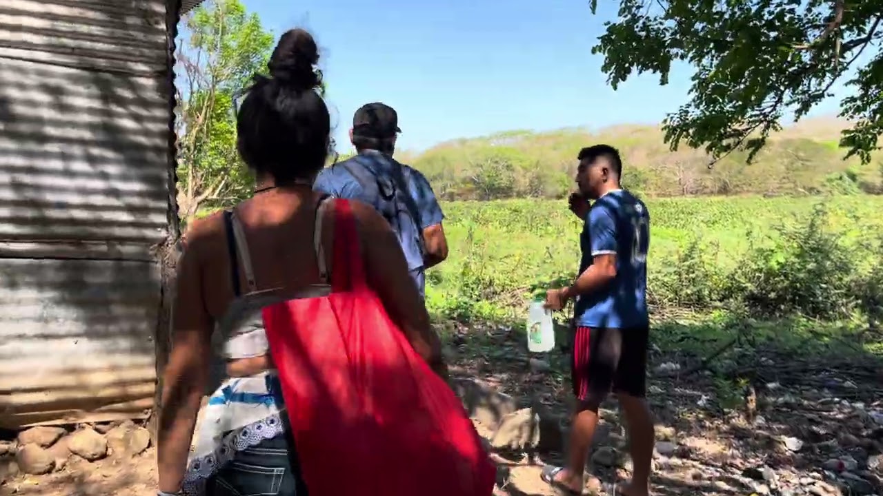🎣 a pescar donde los Garmendez Laguna de Olomega donde están los búfalos? 🐃 ￼