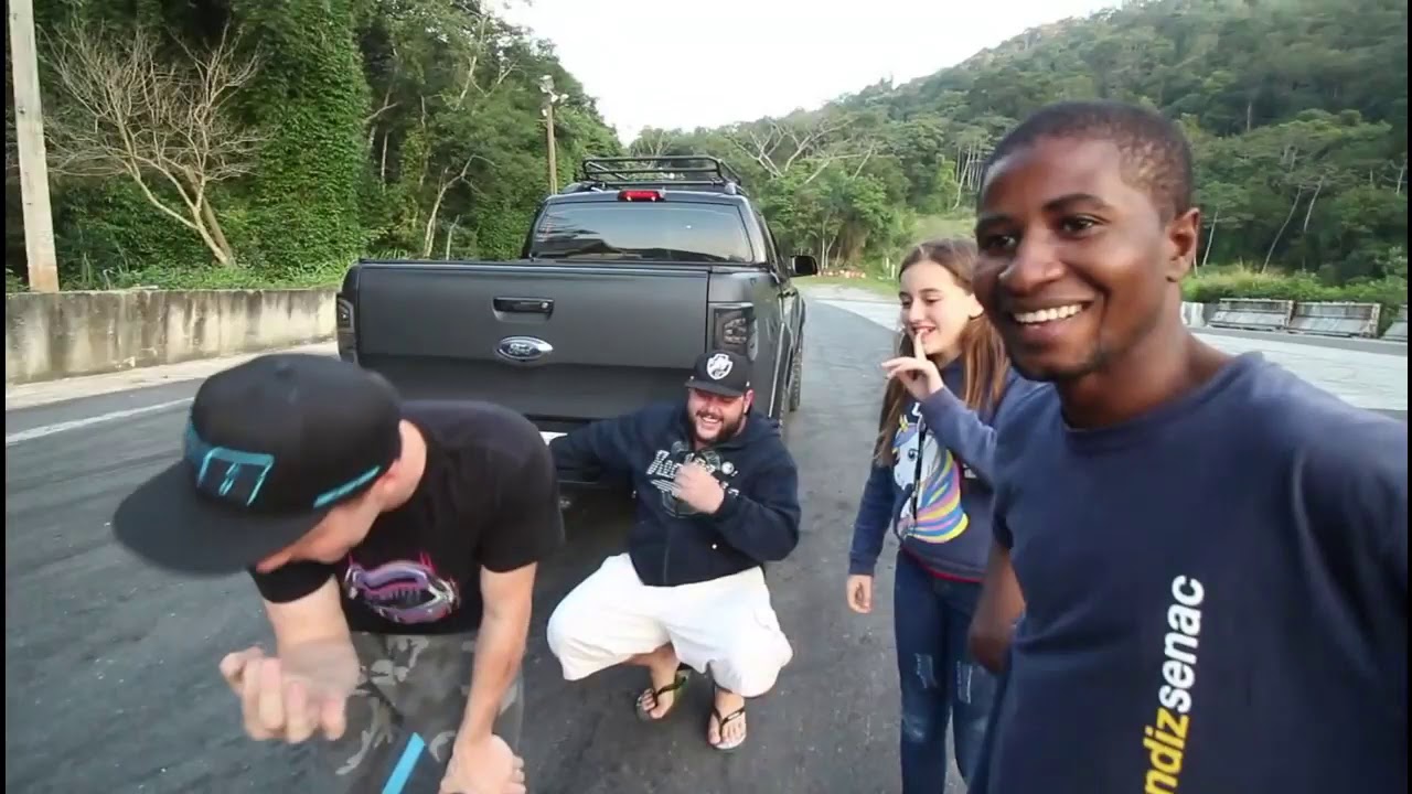 Ranger do Bruno bar x clio do angolano (Vai da Merda kkkk)