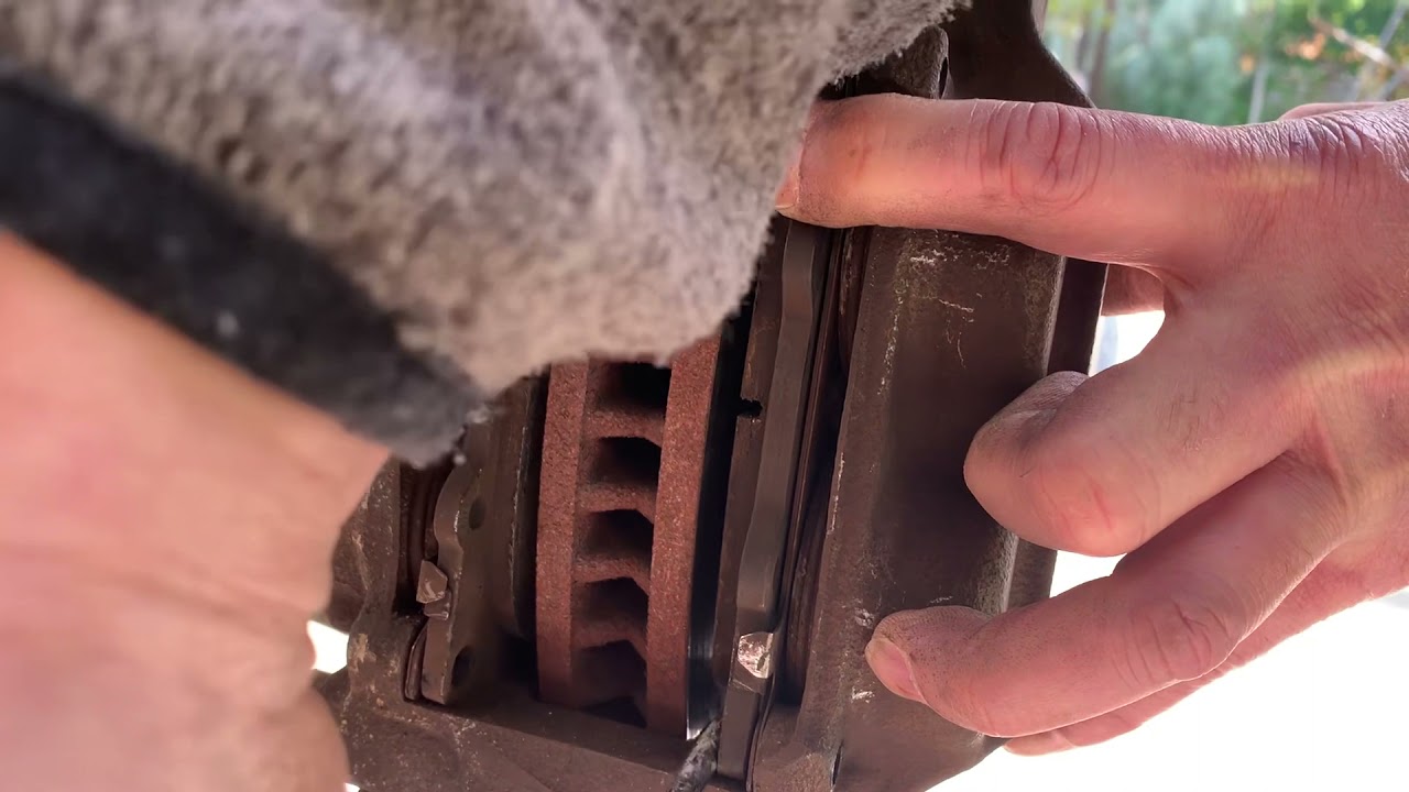 Toyota Prado 150 Brake pads replacement_4x4 DBA Extreme Performance.