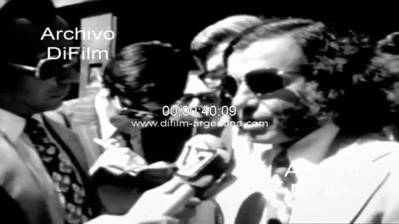 Carlos Menem opina de cambios en el gobierno de Isabel Peron 1976