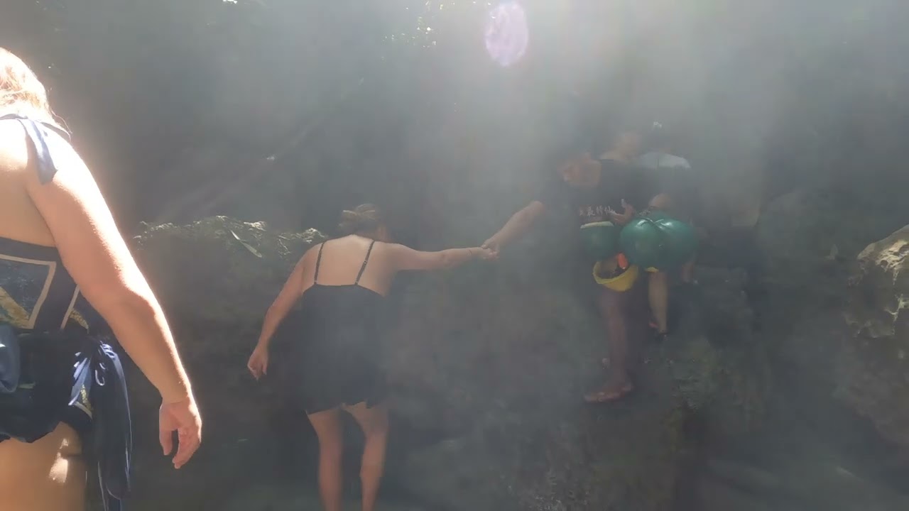Siargao Tayangban Cave Pool