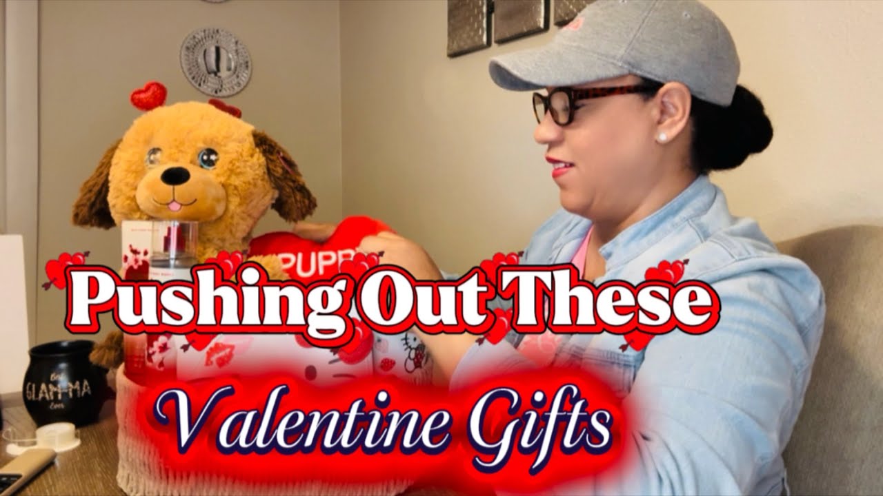 DIY Valentines Gift Idea//Hello Kitty #custom #viral #giftbasket #giftsforher
