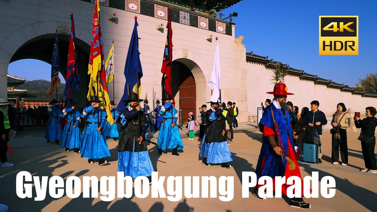 Seoul Walk from Cheonggyecheon to Gyeongbokgung Palace and Following Gatekeeper Parade | 4K HDR