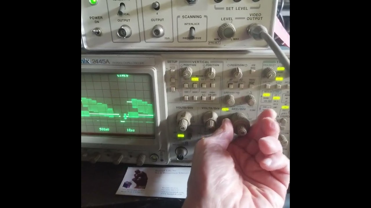 Video Trigger on Tektronix analog oscilloscope Examine video signal details without waveform monitor