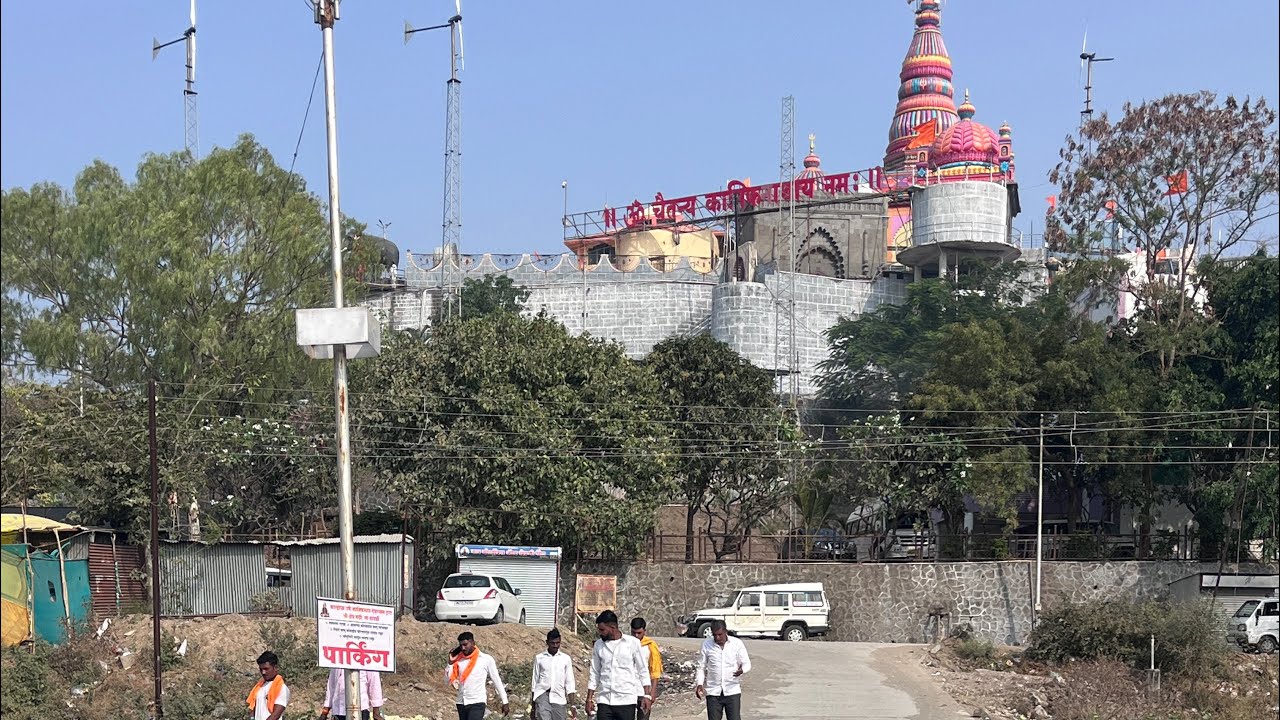 काही रुढी परंपरा फक्त गावाकडचं टिकून आहे आता 