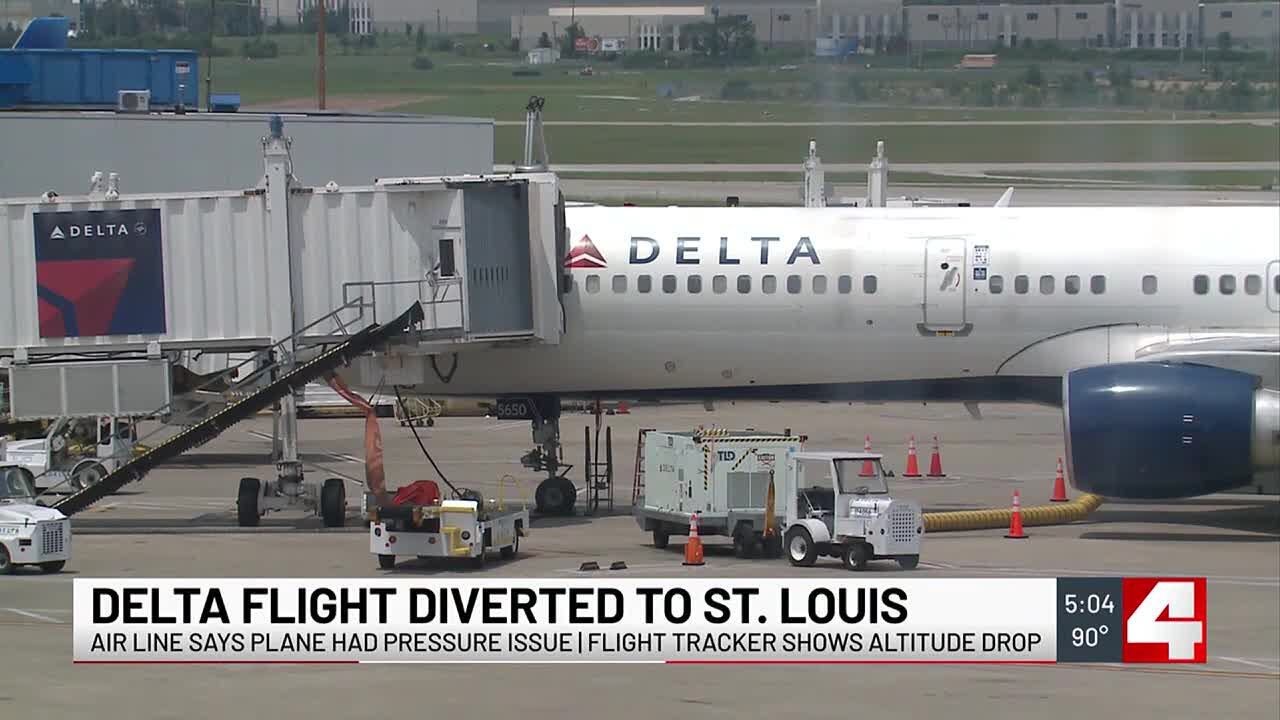 Delta Air Lines flight diverted to St. Louis following pressurization issue over mid-Missouri
