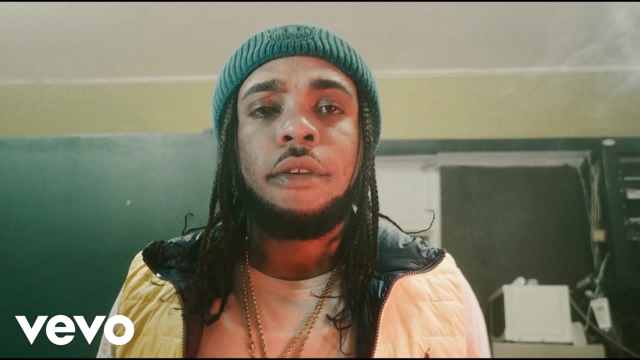 Teebone - Givenchy [Look} (Official Music Video)
