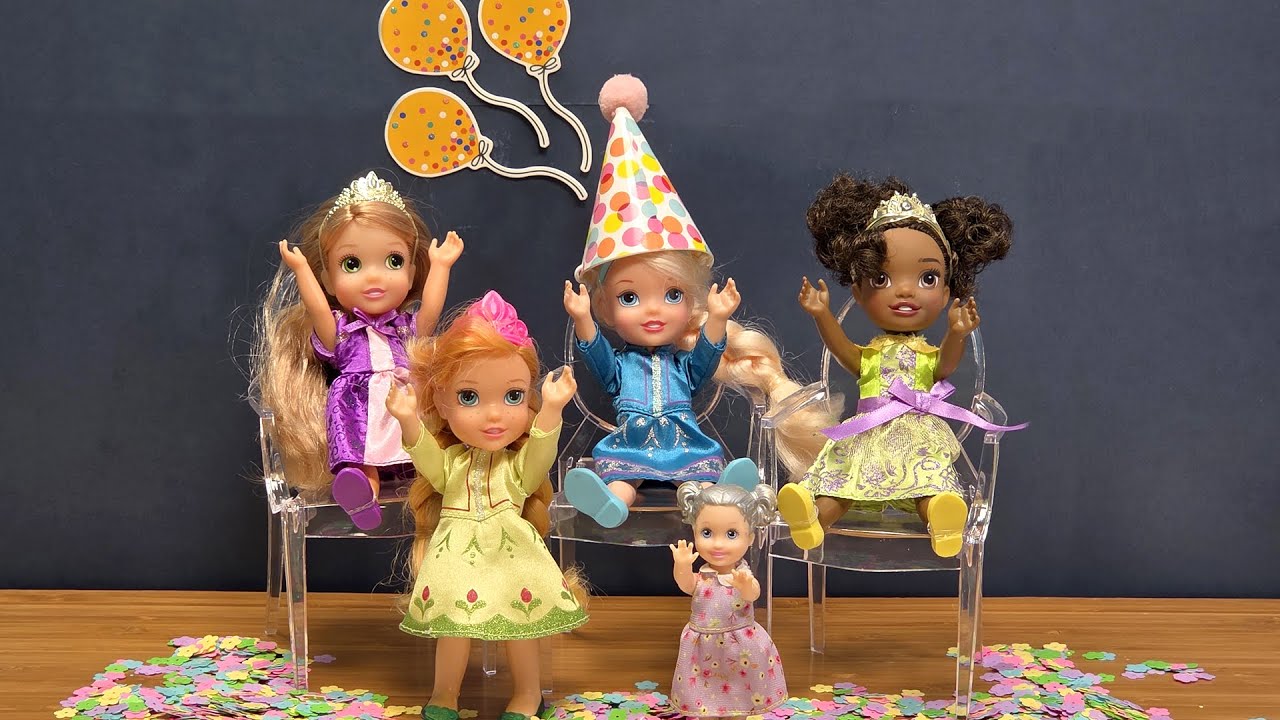 Happy Birthday ! Elsa & Anna toddlers - snowflakes - cake - gifts - dominoes - Barbie dolls